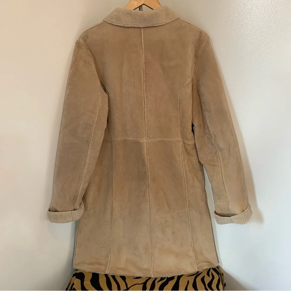 Winlet Leather Coat - Picture 6 of 10